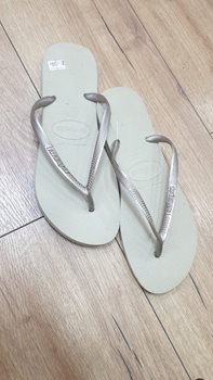 כפכפי הוויאנס חלק