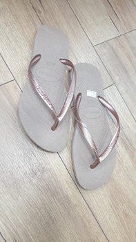 כפכפי הוויאנס חלק