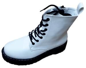 מגף שטוח פלטפורמה לבן דגם crisgina